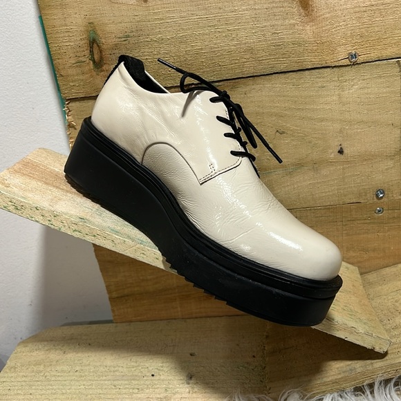 Vagabond Tara Platform Derby Off White &Black Size size 10 US - Picture 9 of 10